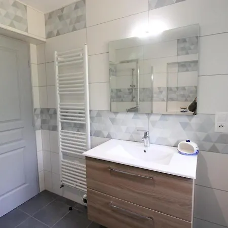 度假居 Maison De Montagne Renovee Avec Grand Jardin, 5 Chambres, Proche Puy Mary Et Activites Nature - Fr-1-742-515 Mandailles-Saint-Julien