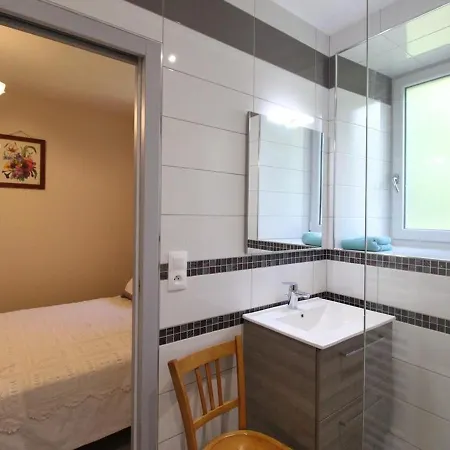 度假居 Maison De Montagne Renovee Avec Grand Jardin, 5 Chambres, Proche Puy Mary Et Activites Nature - Fr-1-742-515 Mandailles-Saint-Julien